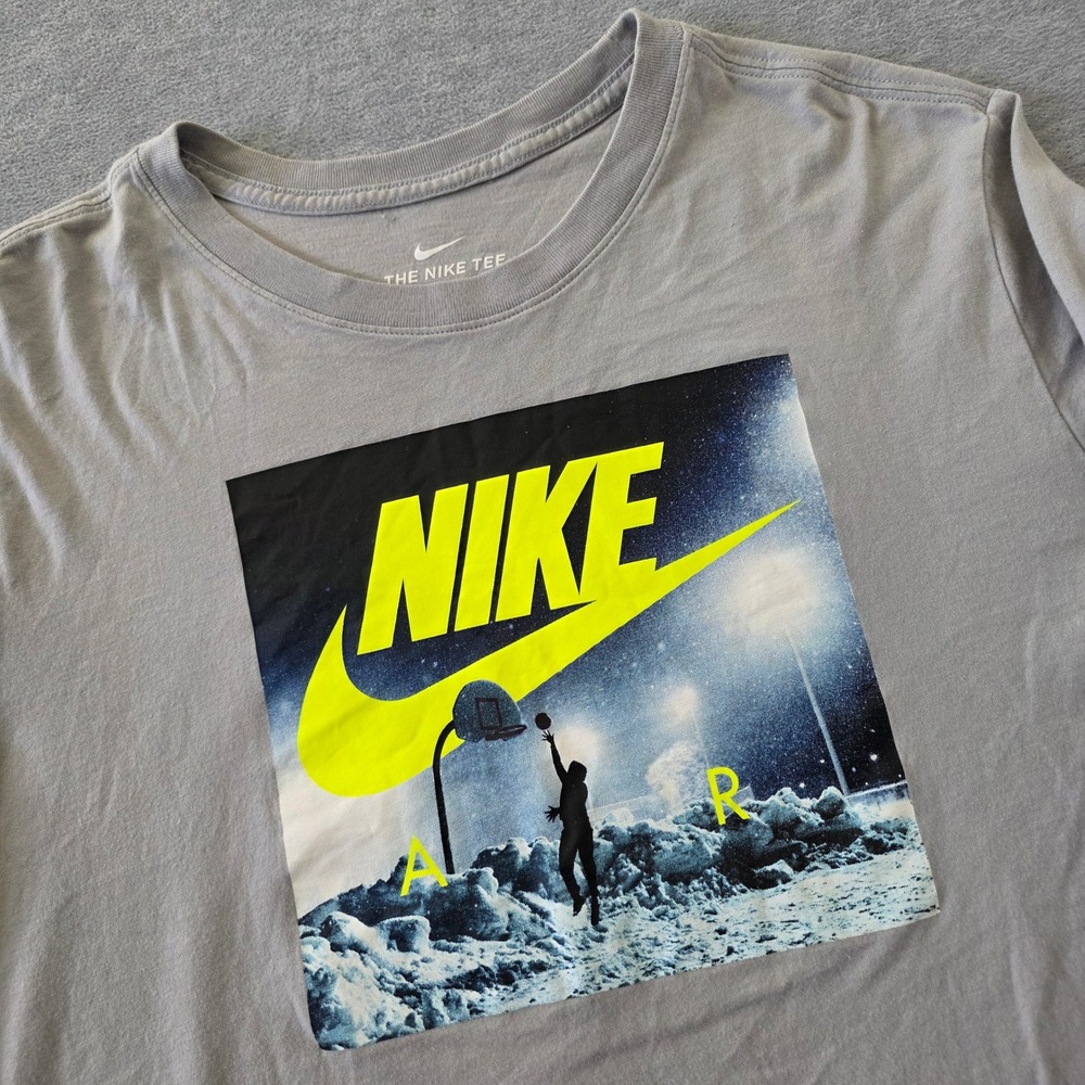 Nike Air Mens Grey Long Sleeve Graphic Basketball T-Shirt CI6289-012 Size Medium